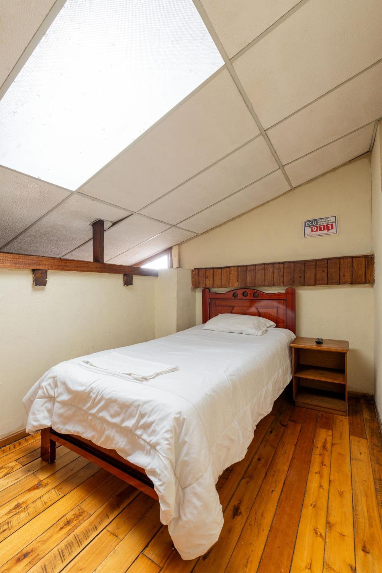 Hostal La Suite Sangolqui ภายนอก รูปภาพ