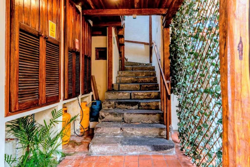 Hostal La Suite Sangolqui ภายนอก รูปภาพ